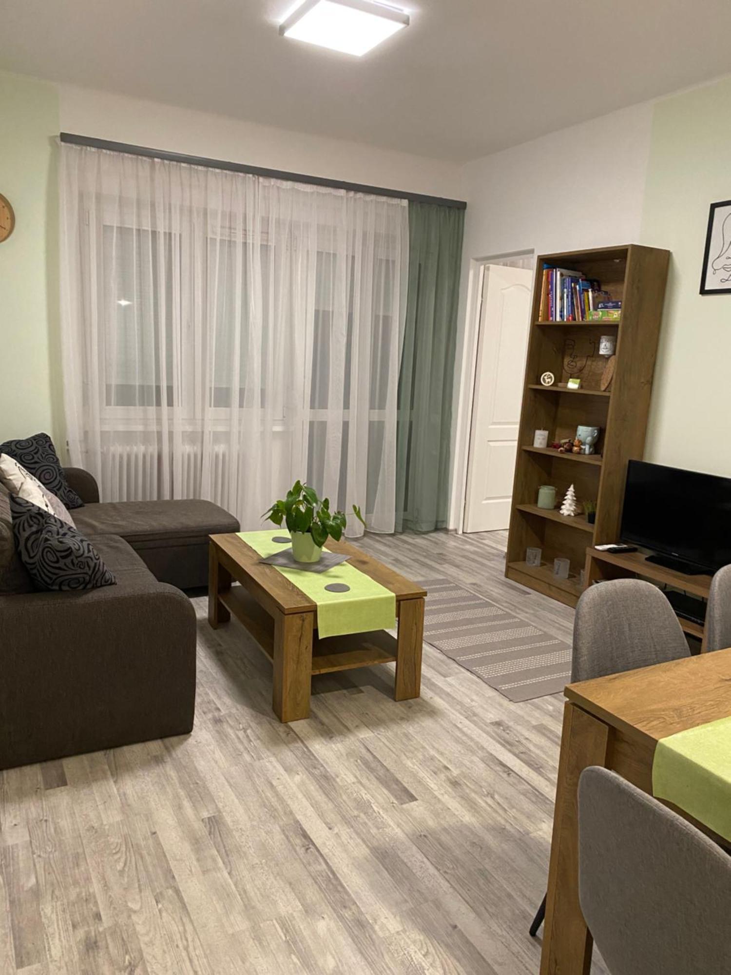 Katica Apartman Дьєр Екстер'єр фото